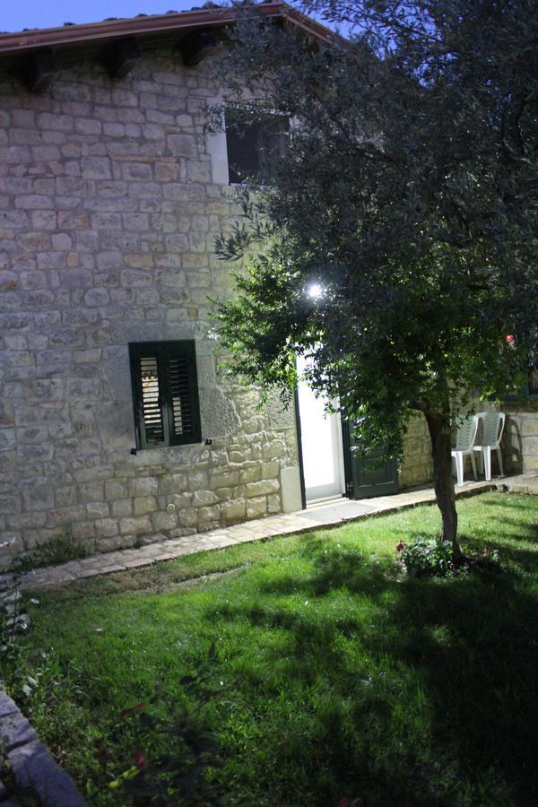 Appartamento Le Tre Palme Frigintini Εξωτερικό φωτογραφία